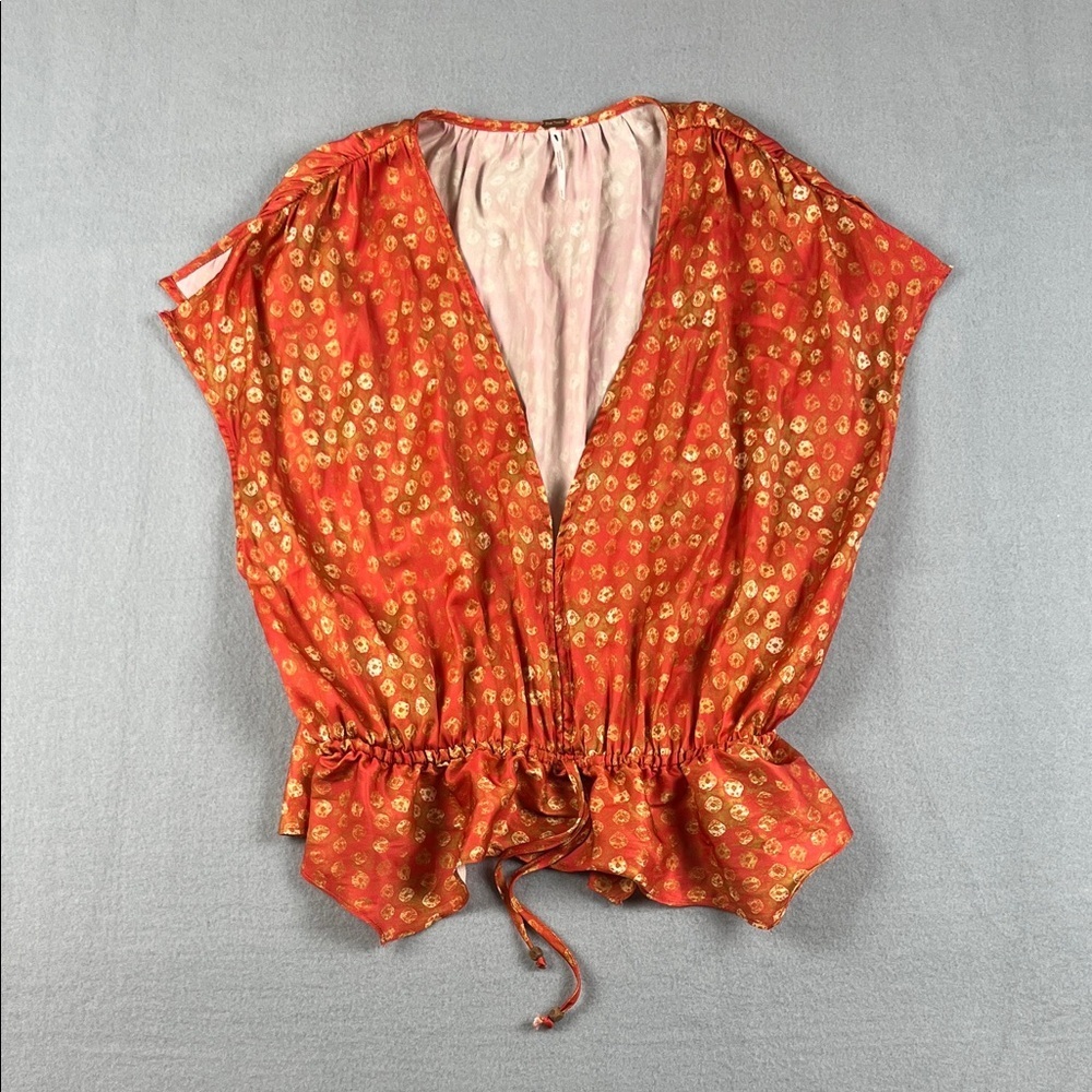 Free People Dreambound Top in coral/pink/gold
Size: Medium